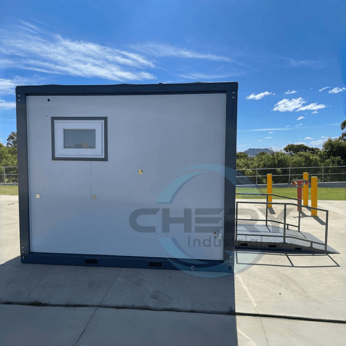 10 ft Handicap‑Accessible Portable Toilet SUIMT10FTADA