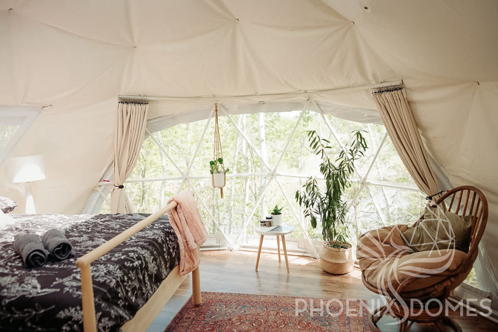 Phoenix Domes 4-Season Deluxe Glamping Package Dome | 16' (5M)