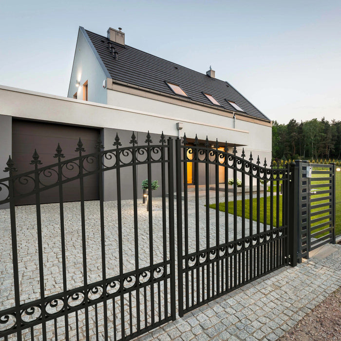 Chery Industrial 18’ x 6’ Steel Dual Swing Driveway Gate London‑Style