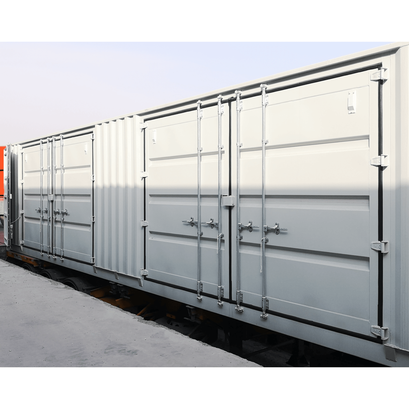 Multiwall Container 40ft High Cube Two Multi Doors Container with Logo — OffGrid Lux