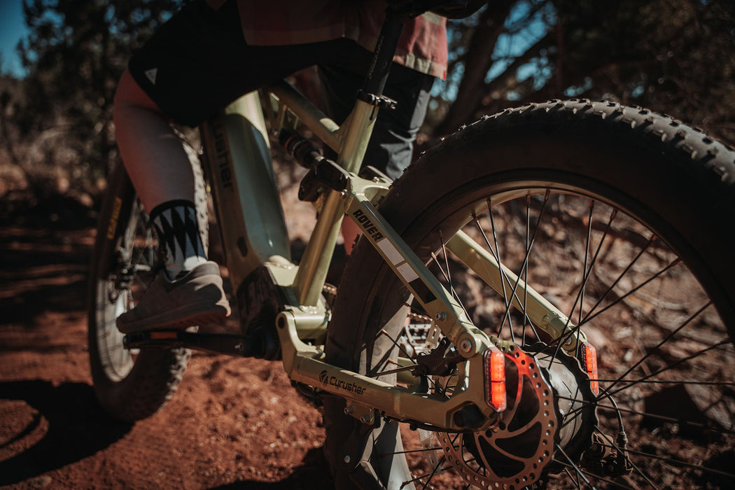 Cyrusher Rover Step-Over E-Bike | 750W Full Suspension