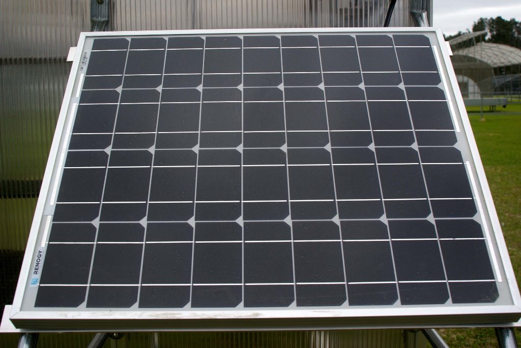 Riverstone Industries Monticello Moheat Edition Black Finish Greenhouse with Heater